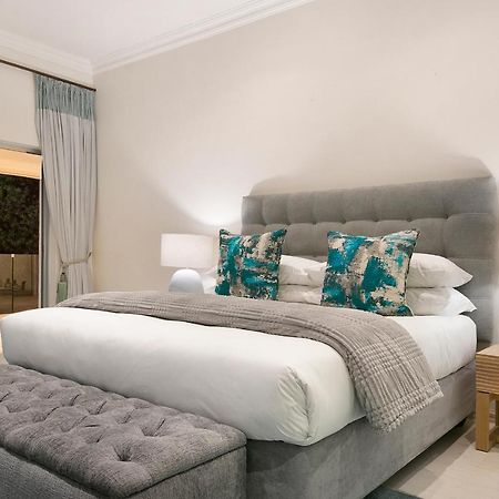 Luxury Serviced Mountain Villa In Constantia Fokváros Kültér fotó