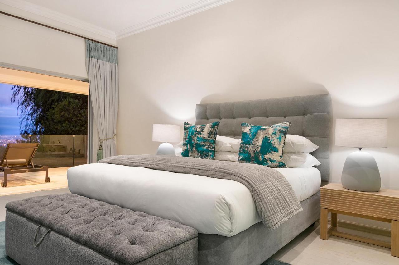 Luxury Serviced Mountain Villa In Constantia Fokváros Kültér fotó